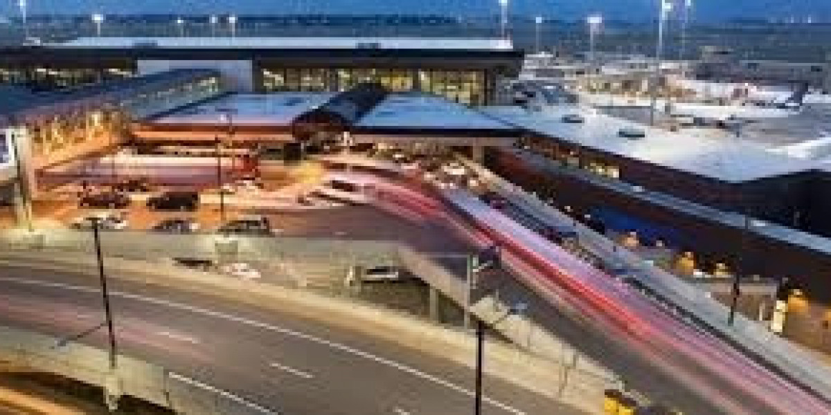 Exploring Spirit Airlines' Terminal B at Boston Logan International Airport: A Traveler's Guide