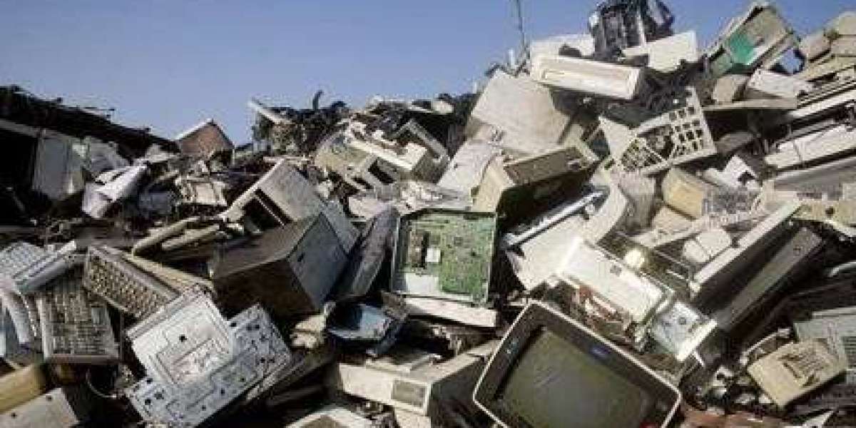 Understanding E-Waste Management in India: The Role of Scrap Buyers