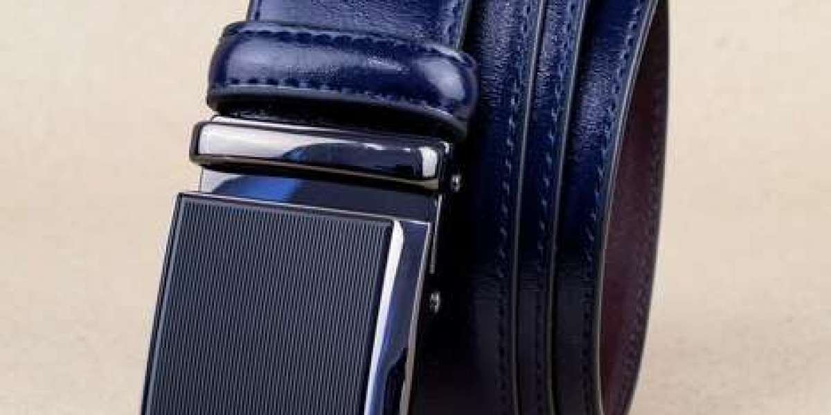 The Timeless Elegance and Utility of Men's Leather Belts