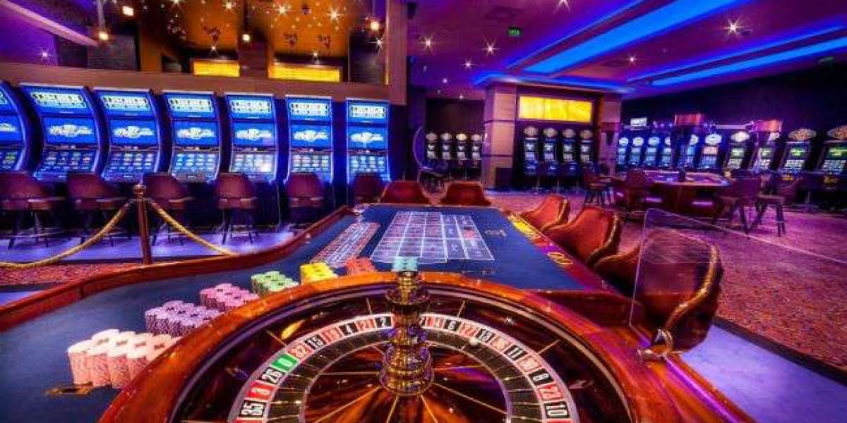 Exploring Online Casinos and Real Money Slot Machines