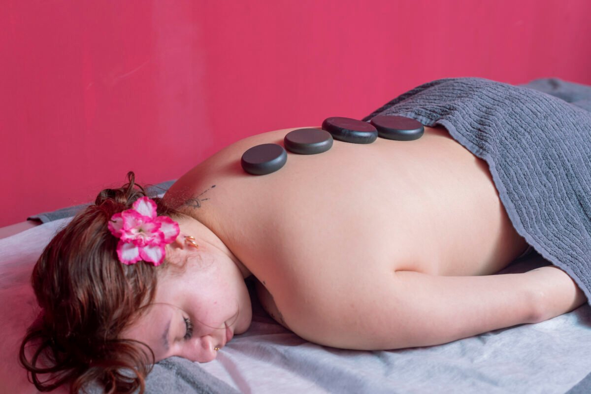 Best Hot Stone Massage in Lisbon - Herbal Massage Lisboa