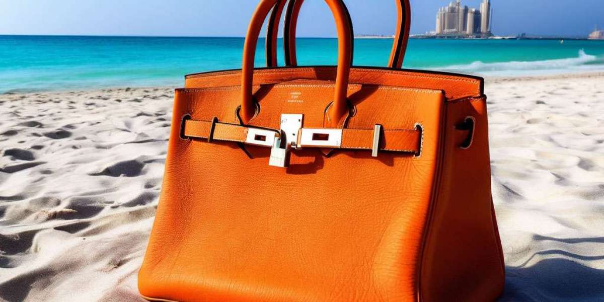 How to Choose a Stylish Handbag: Expert Tips and Tricks