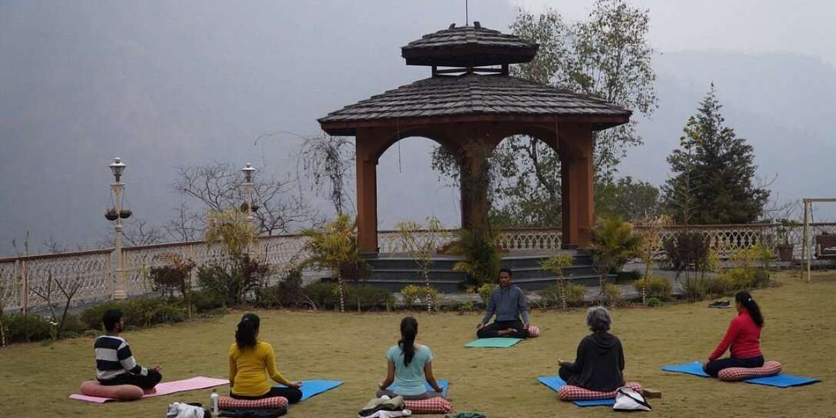 Yogpeeth Rishikesh: A Sanctuary of Traditional Yoga