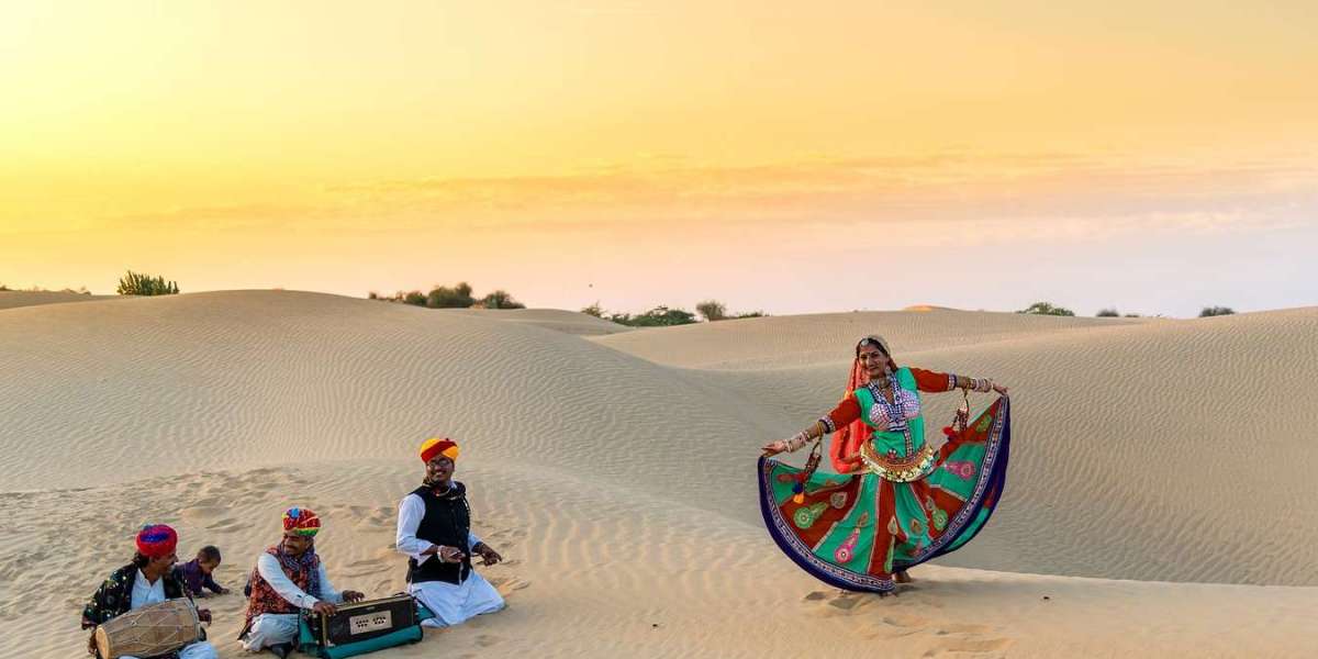 Unveil the Desert Mystique with Jaisalmer Safari Taxi Service