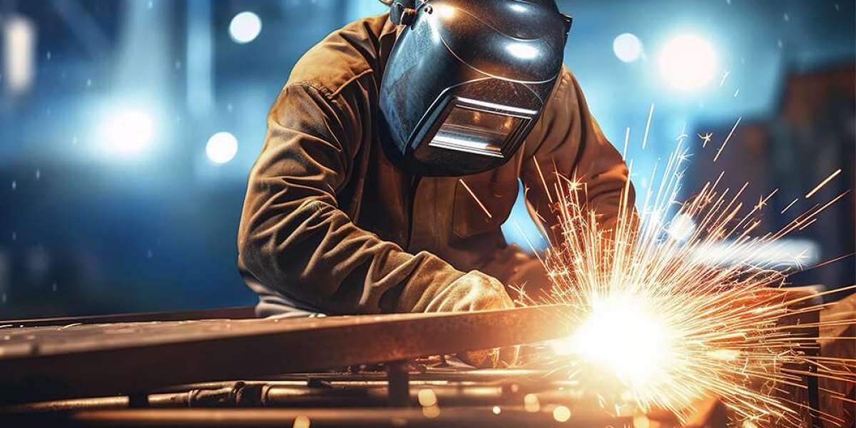 Why Delhi’s Heavy Steel Fabrication Industry is Thriving