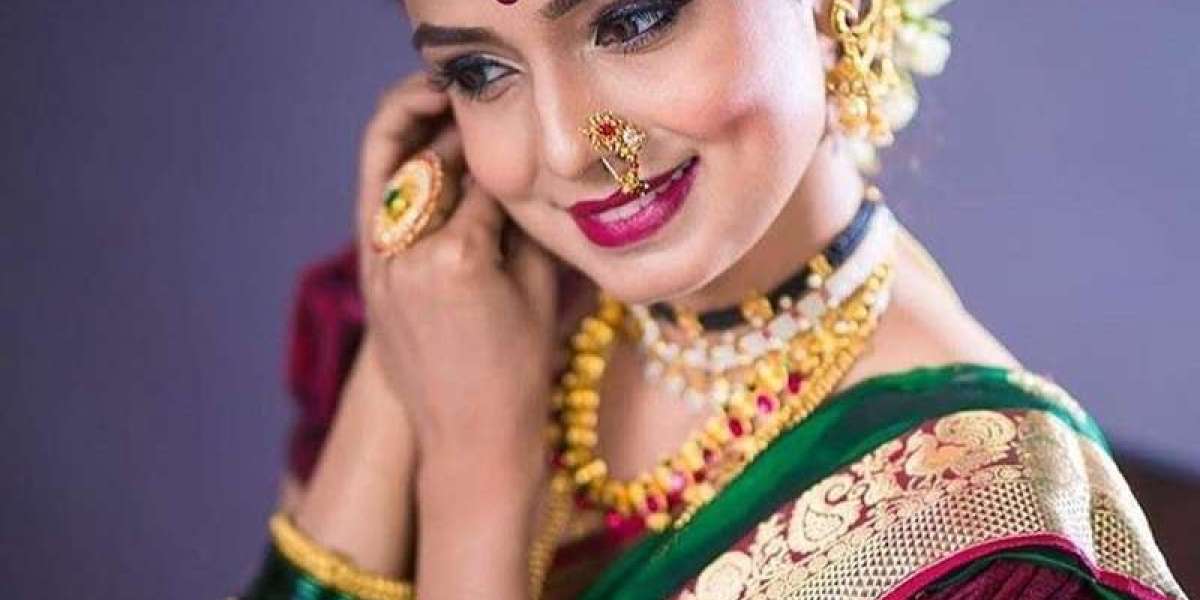 Flawless Forever: Top Bridal Makeup Trends to Try in 2024