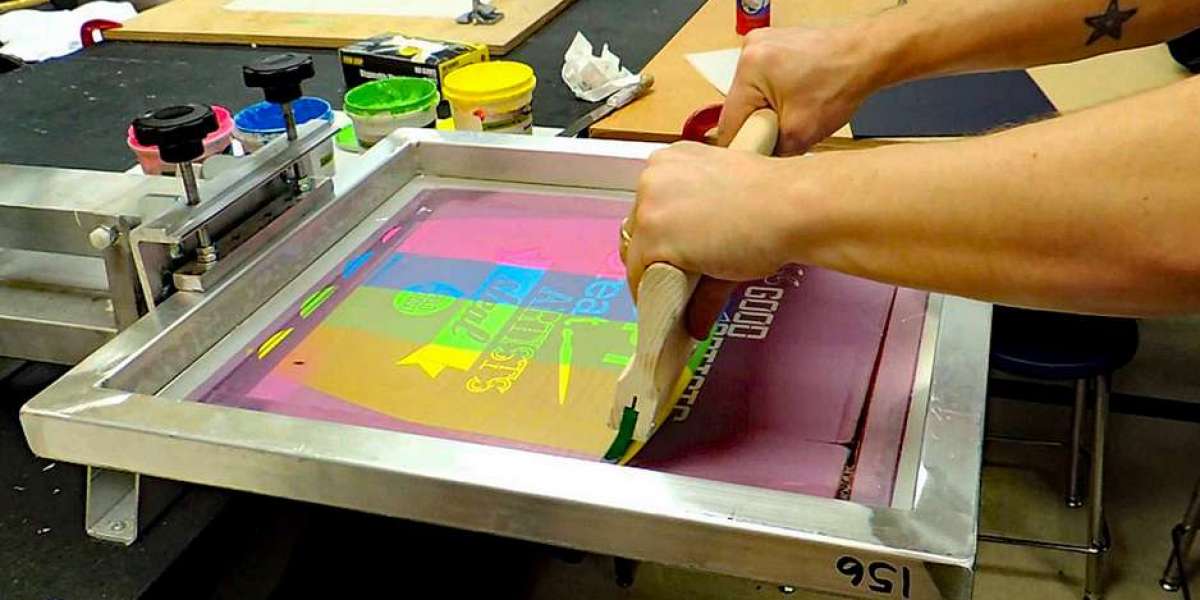 The Art and Science of Screen Printing Clothing: A Comprehensive Guide