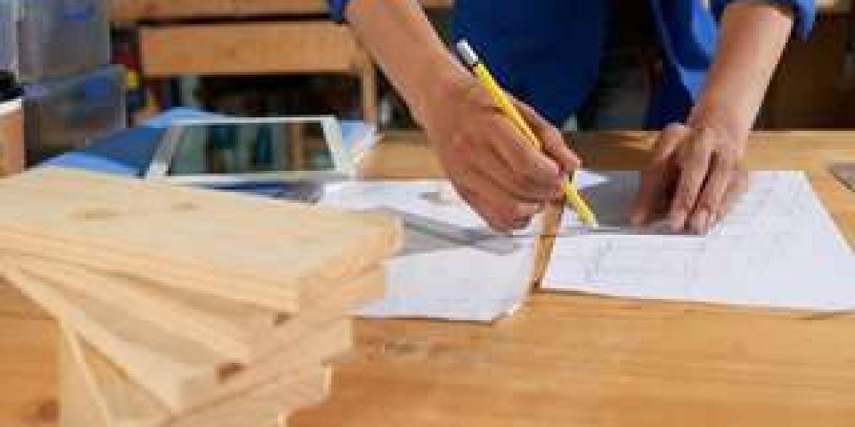 What Are the Duties of a Lumber Estimator?