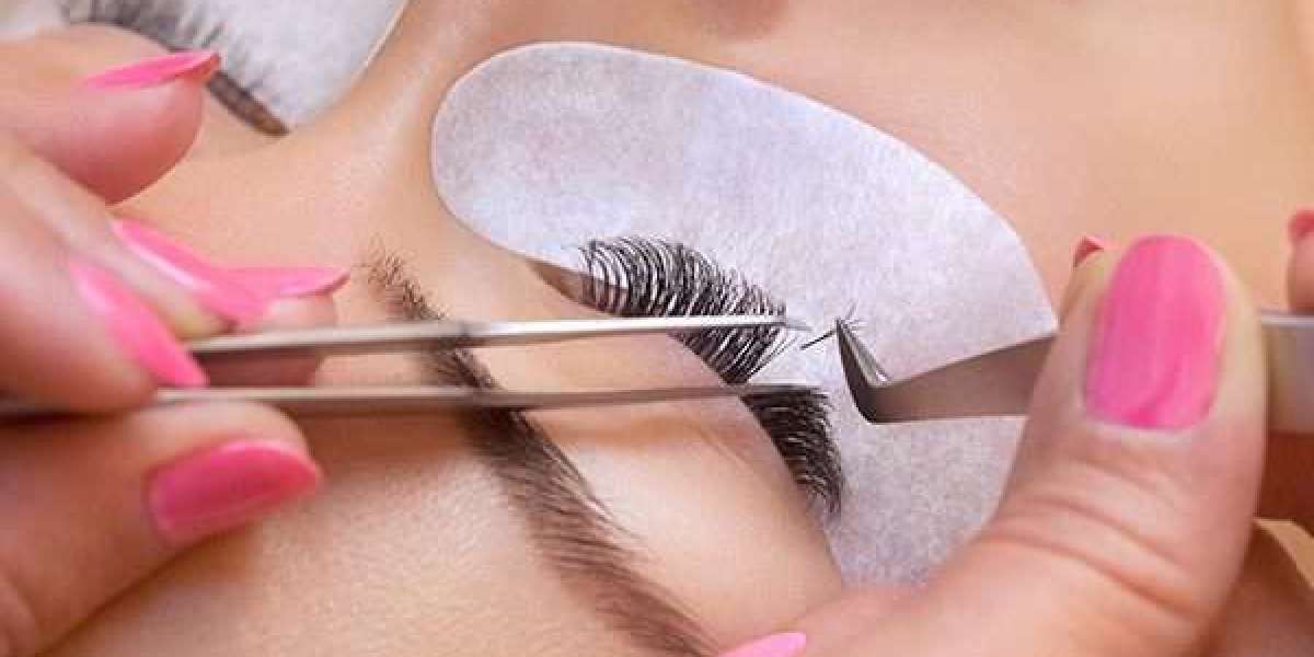 Why Lash Extensions Are Perfect for Busy People