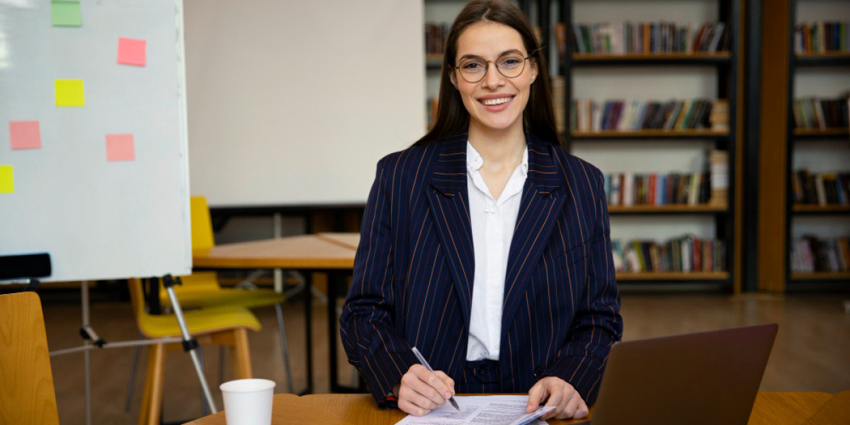 Online MBA in UAE/Dubai: Your Gateway to Global Business Leadership