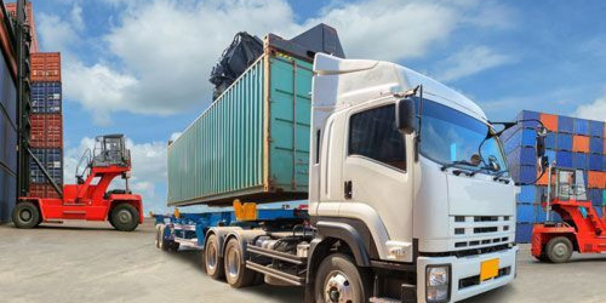 How to Efficiently Manage Road Cargo from Dubai to Riyadh