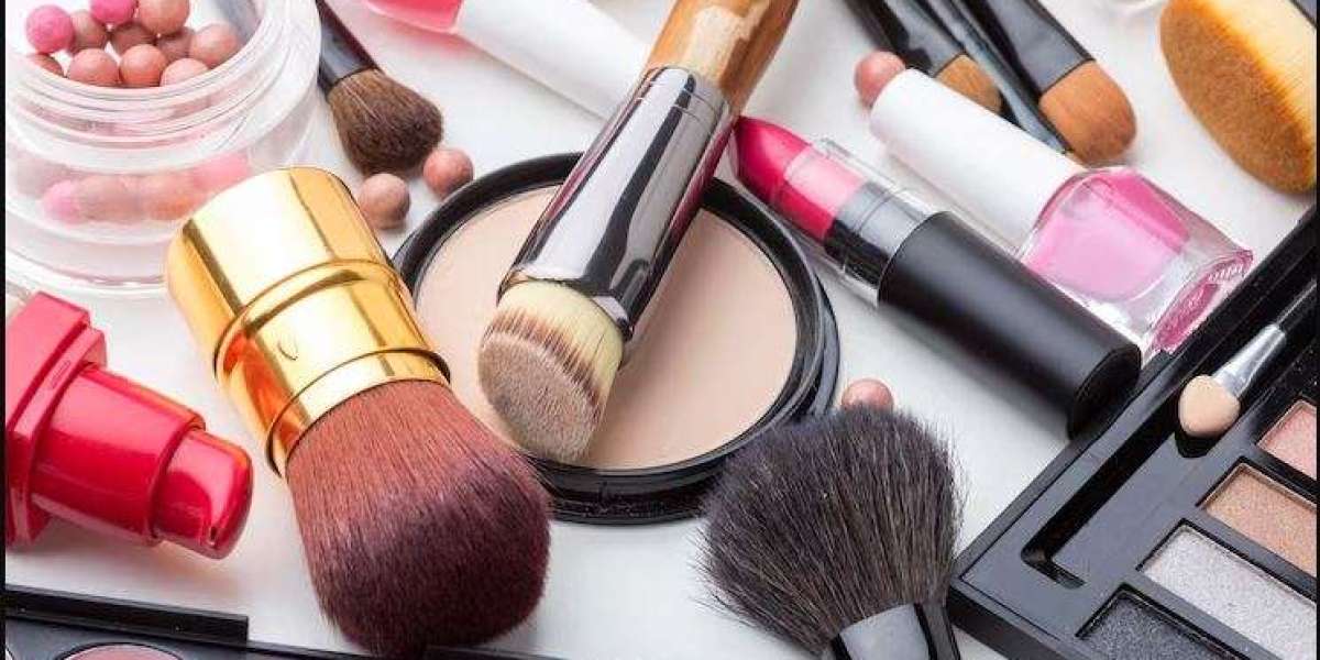 United States Cosmetics Market Size, Share, Outlook & Forecast 2025-2033