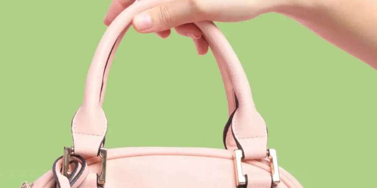 One Wardrobe, Many Looks: How to Accessorize for Every Occasion