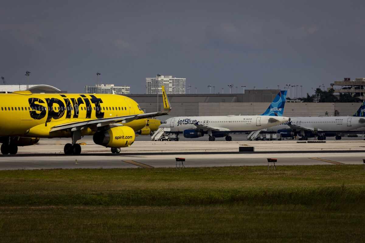 ¿Cómo reservar un billete de avión de Spirit?