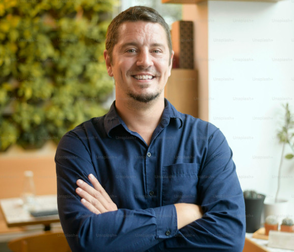 Hazel Keech Profile Picture