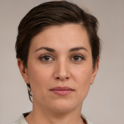 Maybeline Curtney Profile Picture