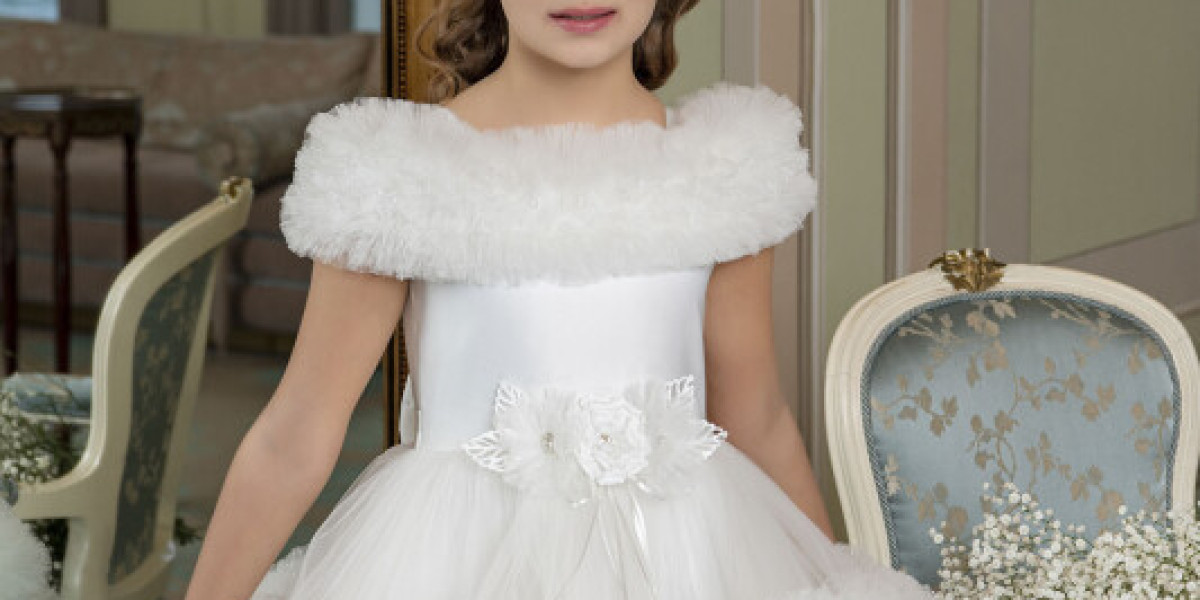 Enchanting Elegance for Little Moments: Discover the Perfect Flower Girl Dress