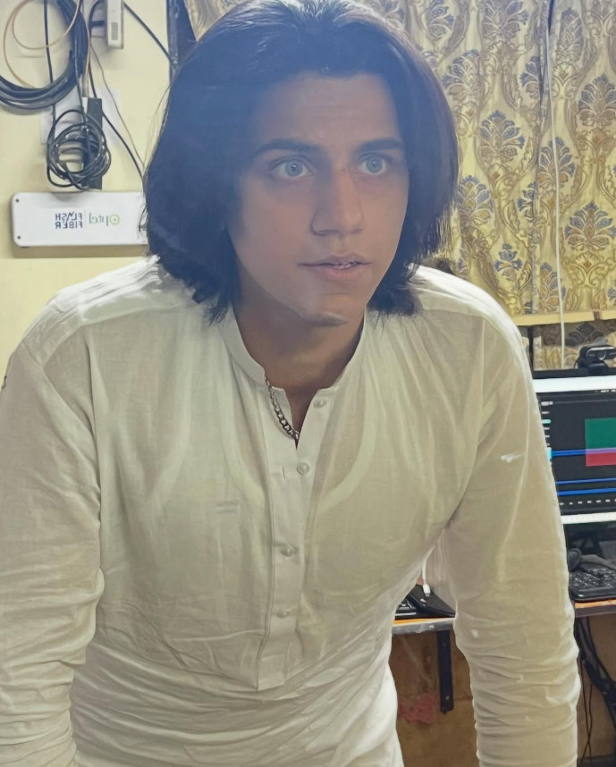 Louis Tomlinson Profile Picture