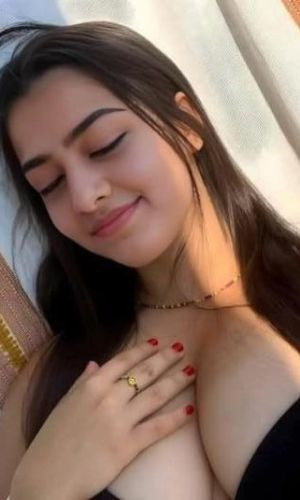 Call Sia Profile Picture