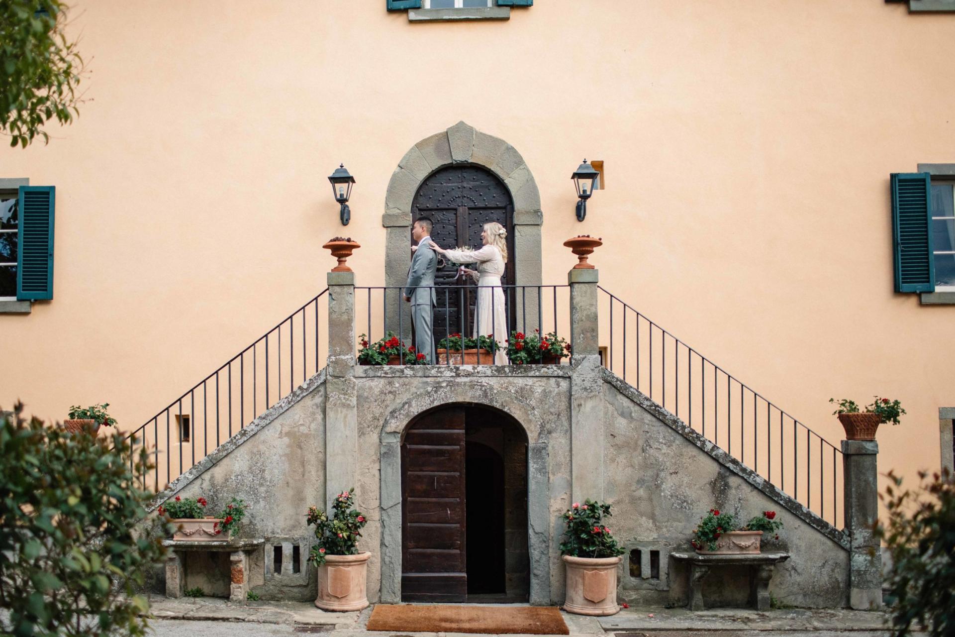 Common Mistakes Couples Make When Hiring a Wedding Photographer Tuscany - JustPaste.it
