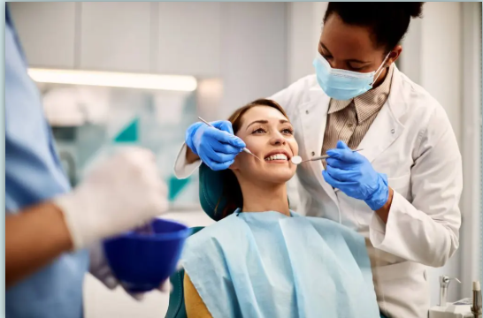 Popular Cosmetic Dentistry Treatments Available at White Lily Dental in Oakville
