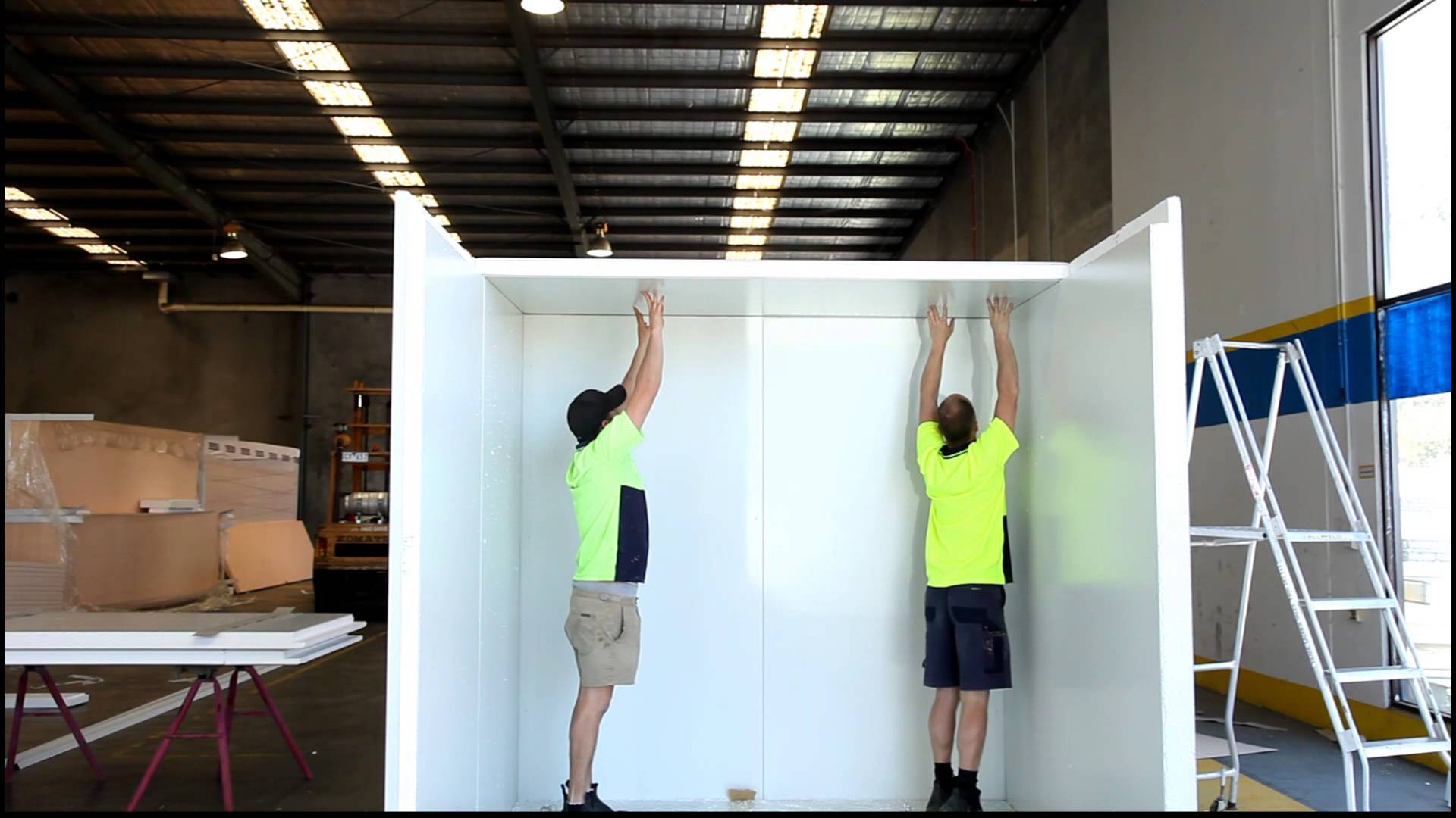 Mobile Coolroom For Sale | Customised Sizing | Burton Industries